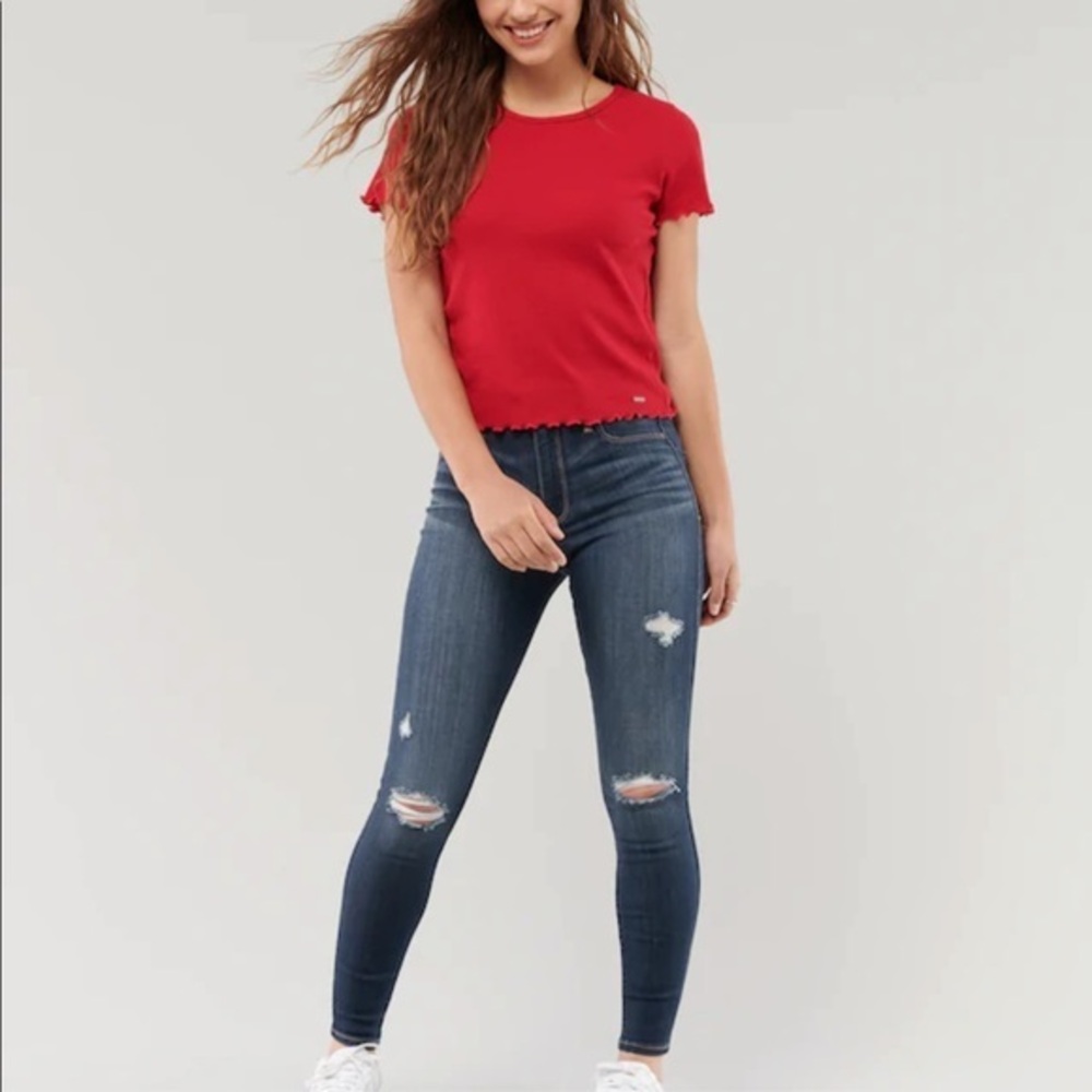 Hollister 0R dark wash blue distressed skinny jean